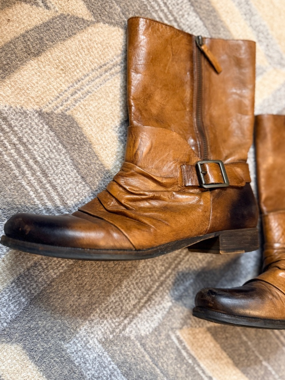 Vince Camuto|Distressed Moto Ankle Boots|Leather|Mid Shaft|Two Toned|Size 10.5 - Picture 7 of 16